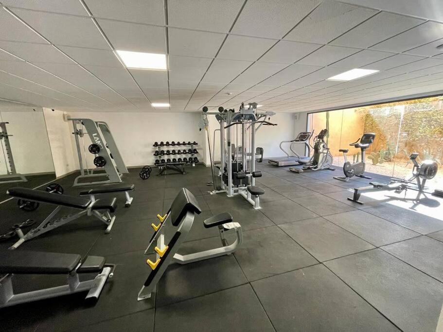Duplex Moderne 233m2 Dans De Luxe Appartement *